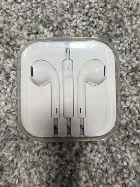 Authentic Apple Wired Earpods Headphones iPhone Earphones Earbuds 3.5mm Jack